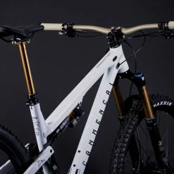 COMMENCAL META TR GLITTERY PURE WHITE -BIKE Soldes 2023 22METATRALCWH 02 2000